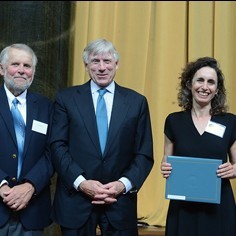 Mike Pride, Lee Bollinger and Elizabeth Kolbert